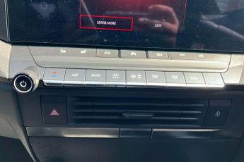 Vauxhall Astra Electric 54kwh Ultimate Hatchback 5dr Electric Auto (156 Ps)