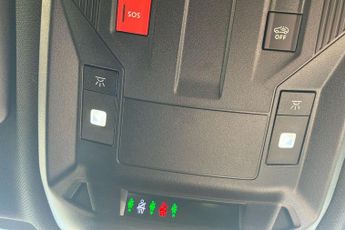 Vauxhall Astra Electric 54kwh Gs Hatchback 5dr Electric Auto (156 Ps)