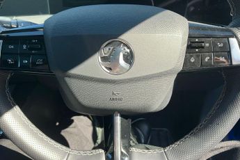 Vauxhall Astra Electric 54kwh Ultimate Hatchback 5dr Electric Auto (156 Ps)