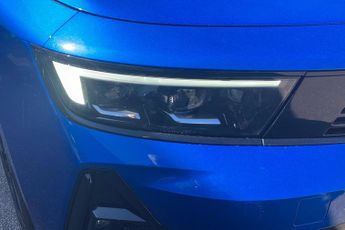 Vauxhall Astra Electric 54kwh Ultimate Hatchback 5dr Electric Auto (156 Ps)