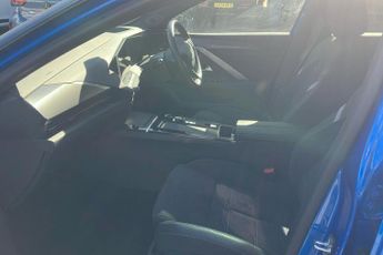 Vauxhall Astra Electric 54kwh Ultimate Hatchback 5dr Electric Auto (156 Ps)