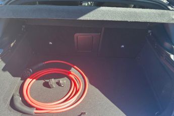 Vauxhall Astra Electric 54kwh Ultimate Hatchback 5dr Electric Auto (156 Ps)