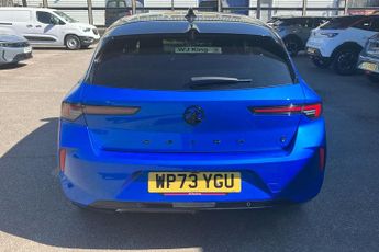 Vauxhall Astra Electric 54kwh Ultimate Hatchback 5dr Electric Auto (156 Ps)