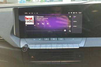 Vauxhall Astra Electric 54kwh Gs Hatchback 5dr Electric Auto (156 Ps)
