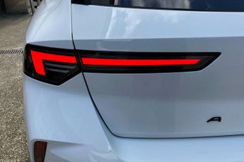 Vauxhall Astra Electric 54kwh Gs Hatchback 5dr Electric Auto (156 Ps)