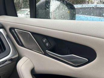 Jaguar I Pace 400 90kwh Se Suv 5dr Electric Auto 4wd (400 Ps)