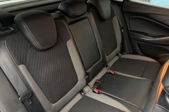 Vauxhall Grandland X 1.6 Turbo D Blueinjection Sport Nav Suv 5dr Diesel Auto Euro 6 (