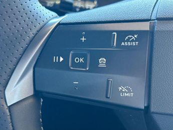 Vauxhall Grandland Electric 73kwh Gs Suv 5dr Electric Auto (213 Ps)
