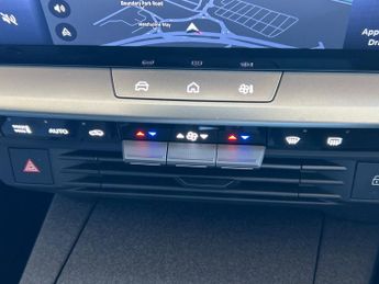 Vauxhall Grandland Electric 73kwh Gs Suv 5dr Electric Auto (213 Ps)