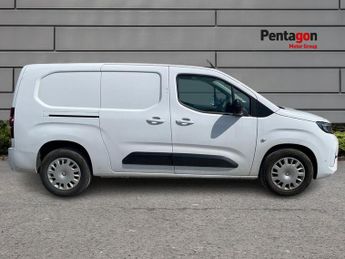 Vauxhall Combo E 52kwh Pro Xl Panel Van 6dr Electric Auto Lwb (7.4kw Charger) (13