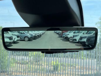 Vauxhall Combo E 52kwh Pro Xl Panel Van 6dr Electric Auto Lwb (7.4kw Charger) (13