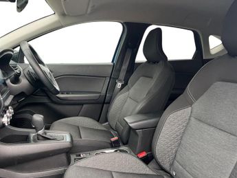 Renault Captur 1.3 Tce Iconic Edition Suv 5dr Petrol Edc Euro 6 (s/s) (140 Ps)