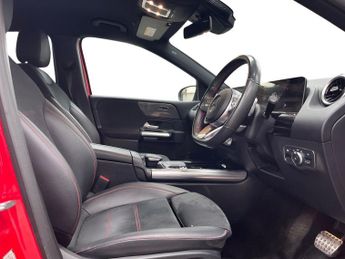 Mercedes Benz B Class 1.3 B200 Amg Line (executive) MPV 5dr Petrol 7g Dct Euro 6 (s/s)