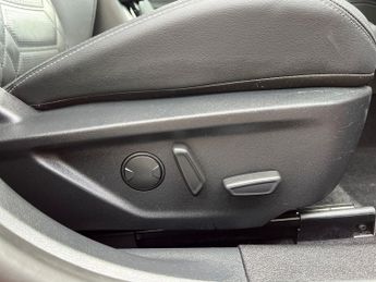 Ford Focus 1.5 Ecoblue St Line Vignale Hatchback 5dr Diesel Auto Euro 6 (s/