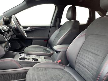 Ford Kuga 1.5 Ecoblue St Line Suv 5dr Diesel Auto Euro 6 (s/s) (120 Ps)