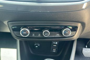 Vauxhall Crossland 1.2 Turbo Ultimate Suv 5dr Petrol Auto Euro 6 (s/s) (130 Ps)