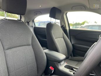 Honda Hr V 1.5 H I Mmd Elegance Suv 5dr Petrol Hybrid CVT Euro 6 (s/s) (131