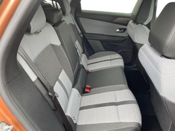 Vauxhall Grandland Electric 73kwh Gs Suv 5dr Electric Auto (213 Ps)