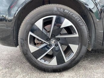 Vauxhall Grandland Electric 73kwh Gs Suv 5dr Electric Auto (213 Ps)