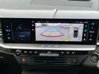 Vauxhall Grandland Electric 73kwh Ultimate Suv 5dr Electric Auto (213 Ps)