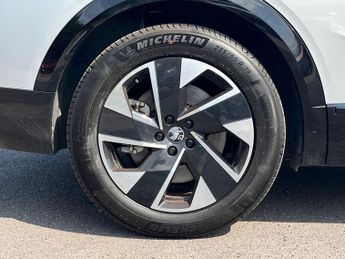 Vauxhall Grandland Electric 73kwh Gs Suv 5dr Electric Auto (213 Ps)