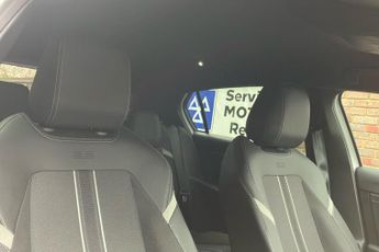 Vauxhall Astra Electric 54kwh Gs Hatchback 5dr Electric Auto (156 Ps)