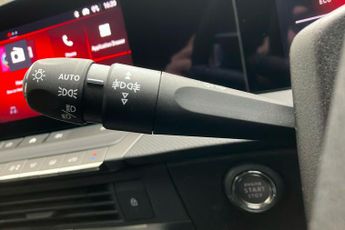 Vauxhall Astra Electric 54kwh Gs Hatchback 5dr Electric Auto (156 Ps)