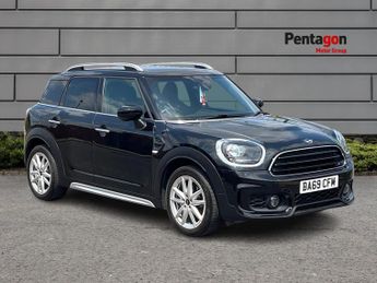 MINI Countryman 1.5 Cooper Sport Suv 5dr Petrol Steptronic Euro 6 (s/s) (136 Ps)