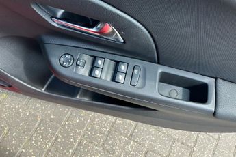 Vauxhall Corsa Electric 50kwh Design Hatchback 5dr Electric Auto (136 Ps)