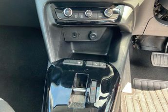Vauxhall Corsa Electric 50kwh Design Hatchback 5dr Electric Auto (136 Ps)