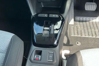 Vauxhall Corsa Electric 50kwh Design Hatchback 5dr Electric Auto (136 Ps)