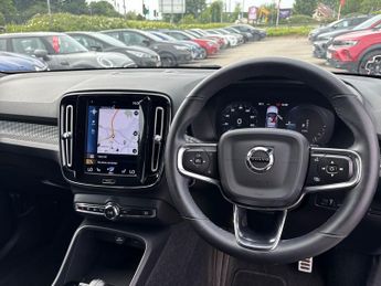 Volvo Xc40 1.5h T5 Twin Engine Recharge 10.7kwh R Design Pro Suv 5dr Petrol