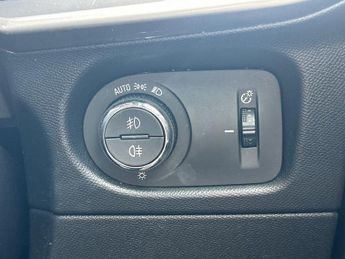 Vauxhall Mokka Electric 50kwh Ultimate Suv 5dr Electric Auto (136 Ps)