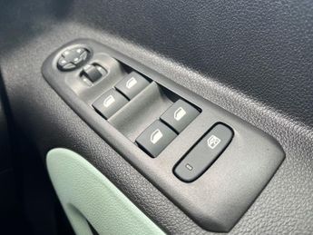 Citroen Berlingo 1.5 Bluehdi Flair M MPV 5dr Diesel Eat Euro 6 (s/s) (130 Ps)