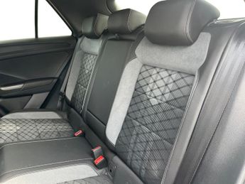 Volkswagen T Roc 2.0 Tdi R Line Suv 5dr Diesel Dsg Euro 6 (s/s) (150 Ps)
