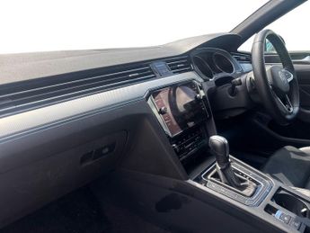 Volkswagen Passat Estate 1.5 Tsi Evo R Line Estate 5dr Petrol Dsg Euro 6 (s/s) (150 Ps)
