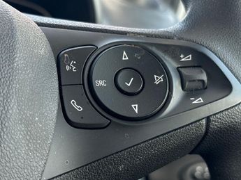 Vauxhall Combo Life Electric 50kwh Design MPV 5dr Electric Auto (7.4kw Charger) (136 Ps)
