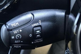 Peugeot E 2008 50kwh Gt Suv 5dr Electric Auto (7kw Charger) (136 Ps)