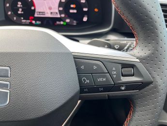 SEAT Leon e Hybrid 1.5 Ehybrid 25.8kwh Fr Sport Hatchback 5dr Petrol Plug In Hybrid
