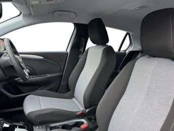 Vauxhall Corsa Electric 50kwh Design Hatchback 5dr Electric Auto (136 Ps)