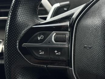 Peugeot 3008 SUV 1.2 Puretech Gt Suv 5dr Petrol Eat Euro 6 (s/s) (130 Ps)