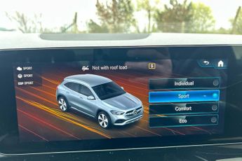 Mercedes Benz Gla 1.3 Gla200 Amg Line (premium) Suv 5dr Petrol 7g Dct Euro 6 (s/s)