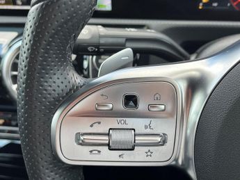 Mercedes Benz A Class Saloon 1.3 A200 Amg Line Edition (executive) Saloon 4dr Petrol 7g Dct E