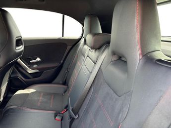 Mercedes Benz A Class 1.3 A180h Mhev Amg Line (executive) Hatchback 5dr Petrol Hybrid 