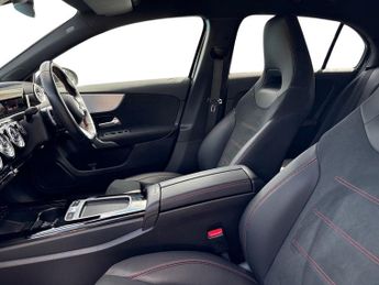 Mercedes Benz A Class 1.3 A180h Mhev Amg Line (executive) Hatchback 5dr Petrol Hybrid 