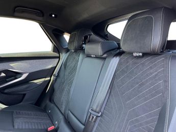Peugeot E 3008 73kwh Gt Suv 5dr Electric Auto (210 Ps)