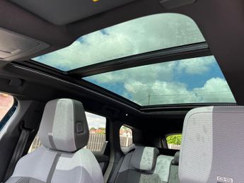 Vauxhall Grandland Electric 73kwh Ultimate Suv 5dr Electric Auto (213 Ps)