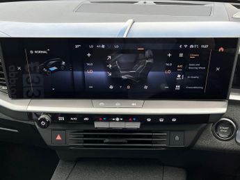 Vauxhall Grandland Electric 73kwh Ultimate Suv 5dr Electric Auto (213 Ps)