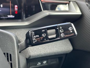 Vauxhall Grandland Electric 73kwh Ultimate Suv 5dr Electric Auto (213 Ps)