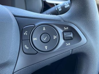 Vauxhall Corsa Electric 50kwh Design Hatchback 5dr Electric Auto (136 Ps)
